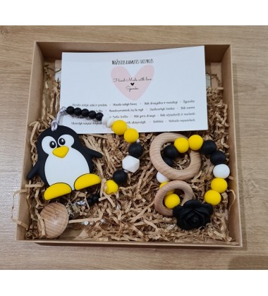 Šponkės rinkinys Damutei. Čiulptuko laikiklis su kramtuku (pingvinas) + kramtukas apyrankė